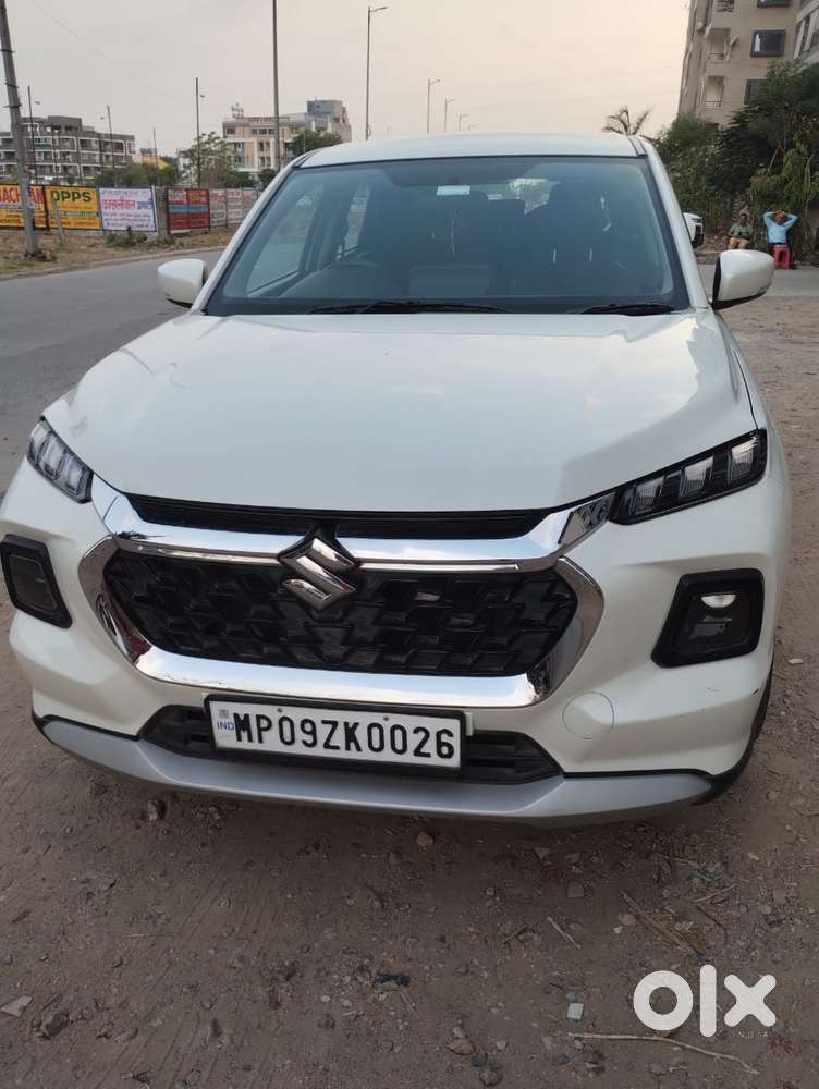 Maruti Suzuki Grand Vitara 1.5 Delta Smart Hybrid At, 2023, Petrol