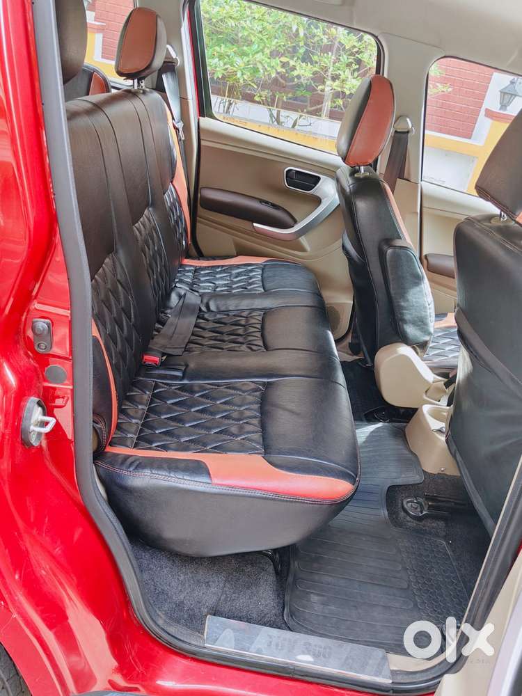 Mahindra Tuv 300 Mhawk100 T8, 2017, Diesel