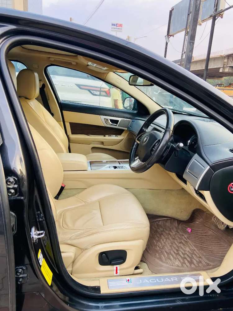 Jaguar Xf 2014 Diesel Well Maintained