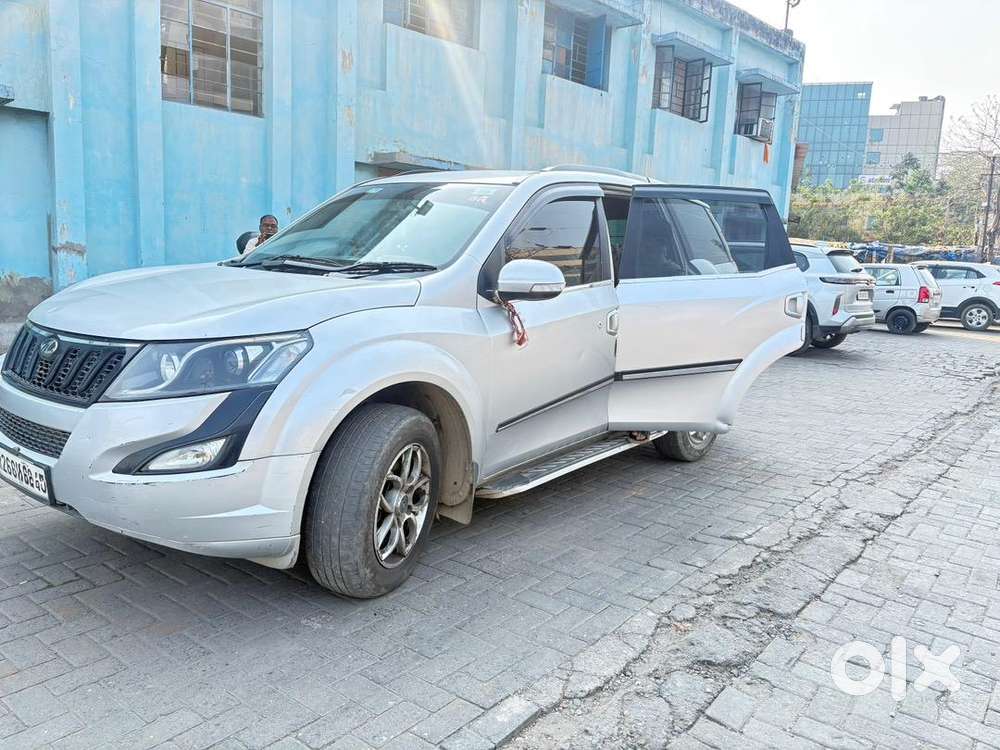 Mahindra Xuv500 2016 Diesel 98000 Km Driven