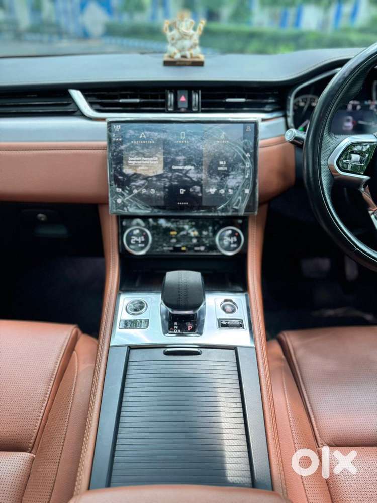 Jaguar F-pace 2.0 R Dynamic S, 2022, Petrol