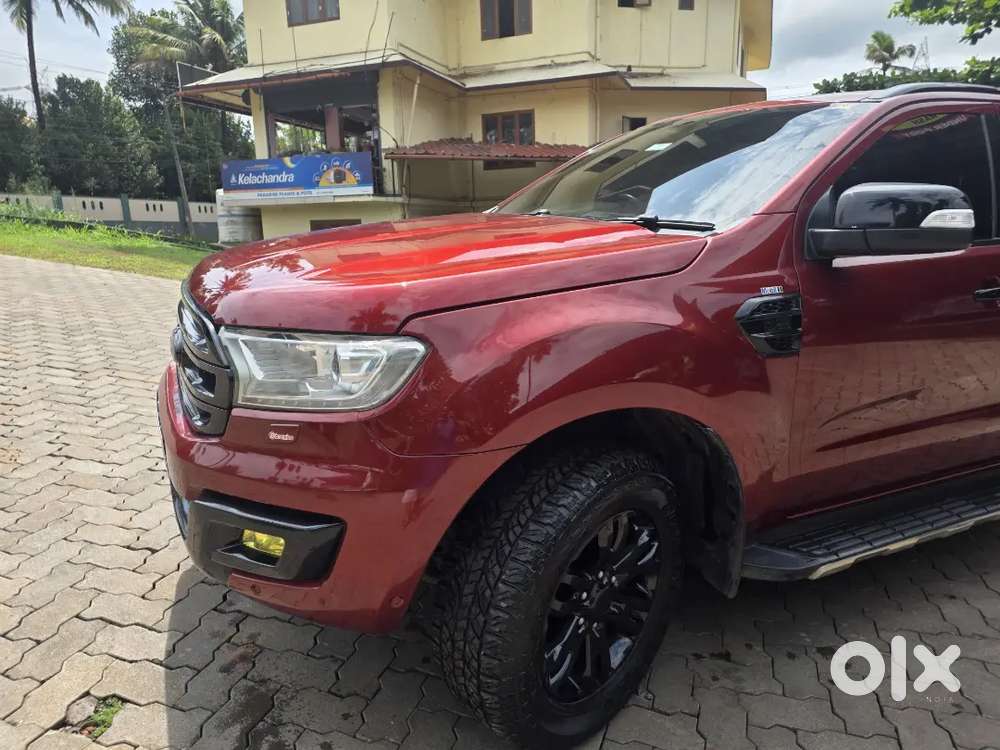 Ford Endeavour 2016