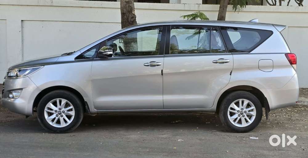 Toyota Innova Crysta 2.8z Automatic, 2017, Diesel