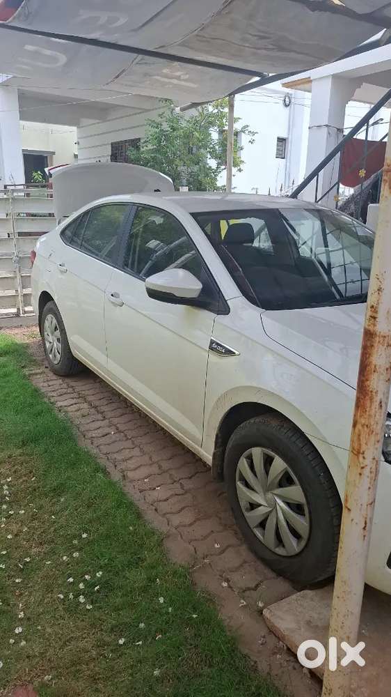 Skoda Slavia 2024 Petrol Well Maintained