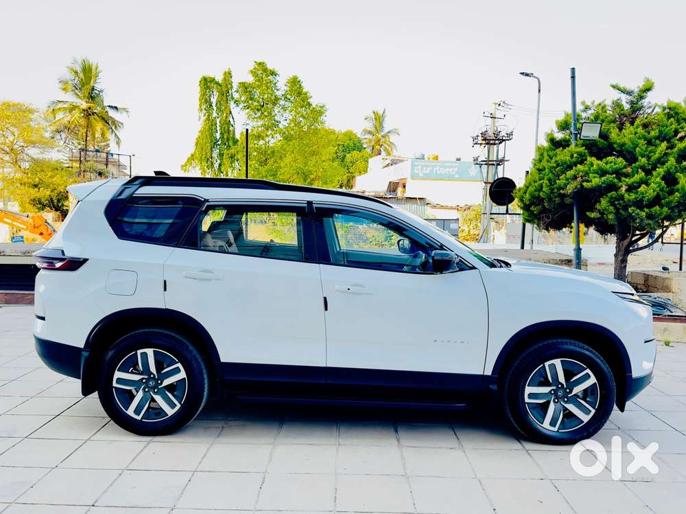 Tata Safari Adventure Plus At, 2024, Diesel