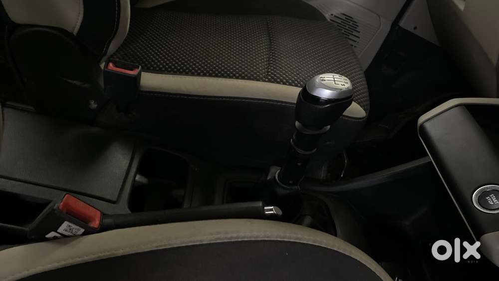 Renault Triber Rxz, 2021, Petrol