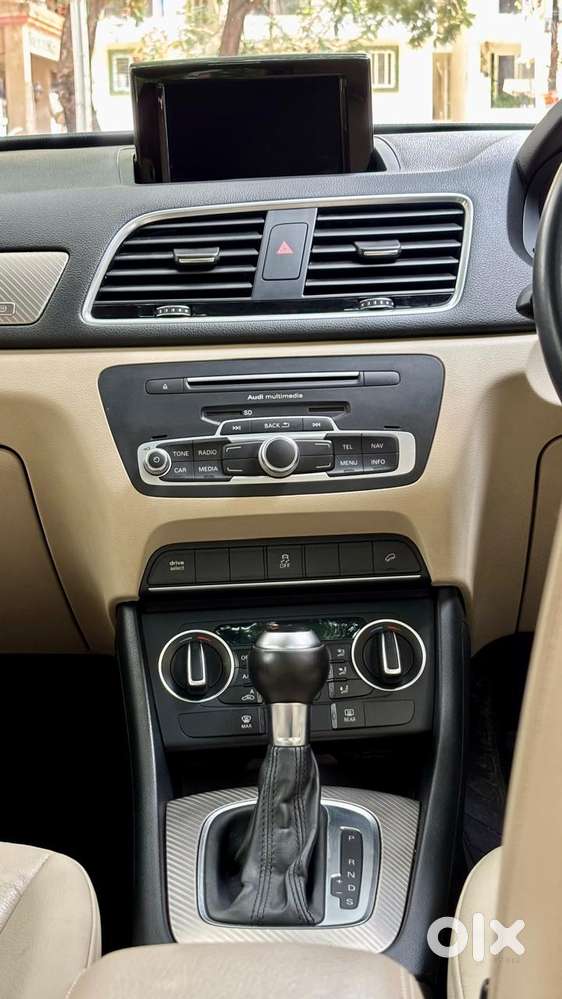 Audi Q3 2.0 Tdi Premium With Sunroof, 2015, Diesel