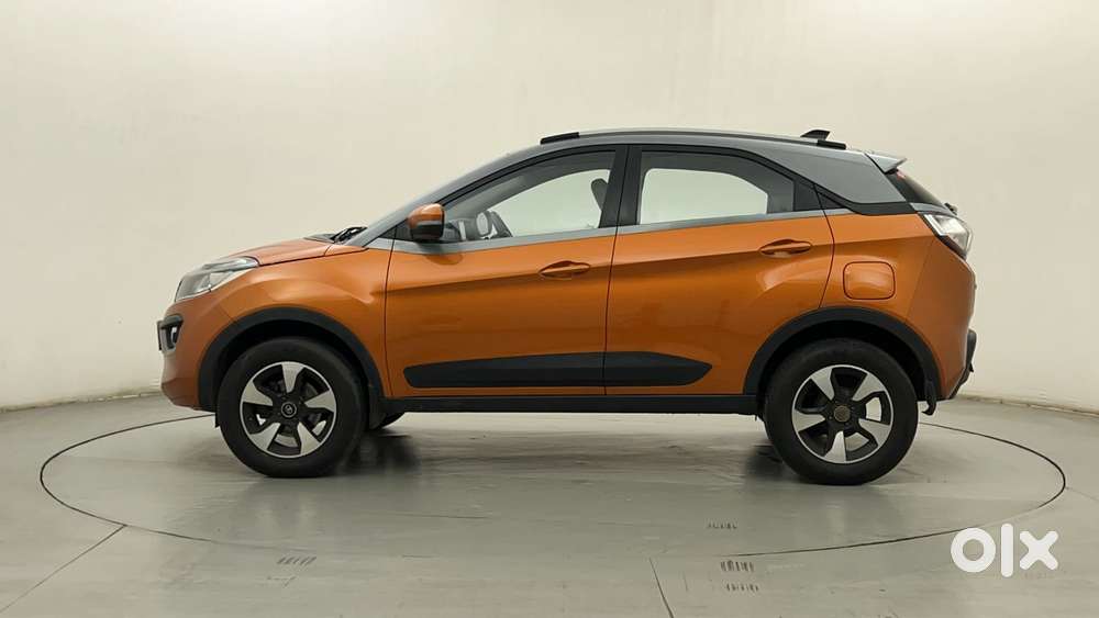Tata Nexon 1.2 Revotron Xza Plus Dualtone, 2018, Petrol