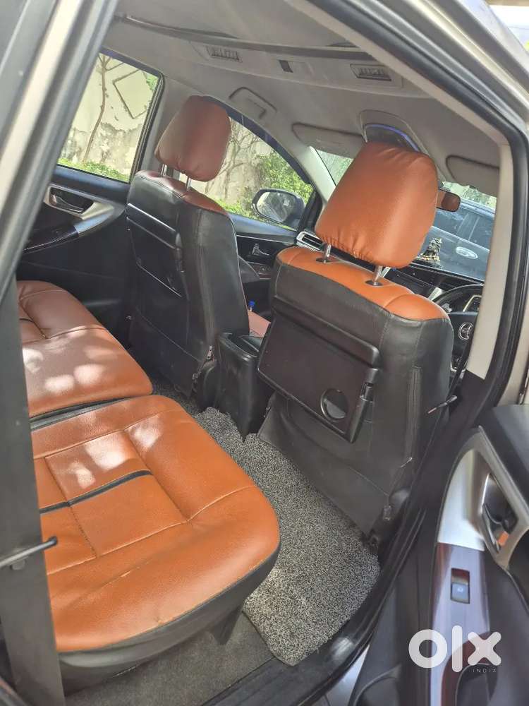 Toyota Innova Crysta 2016 Diesel 151635 Km Driven