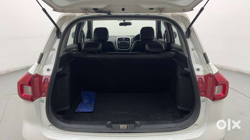 Maruti Suzuki Vitara Brezza 1.5 Vxi At, 2021, Petrol