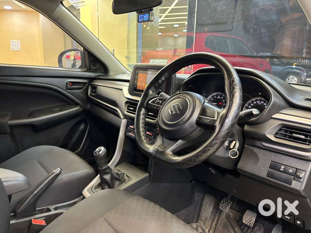 Maruti Suzuki Brezza 1.5 Vxi Smart Hybrid, 2024, Petrol