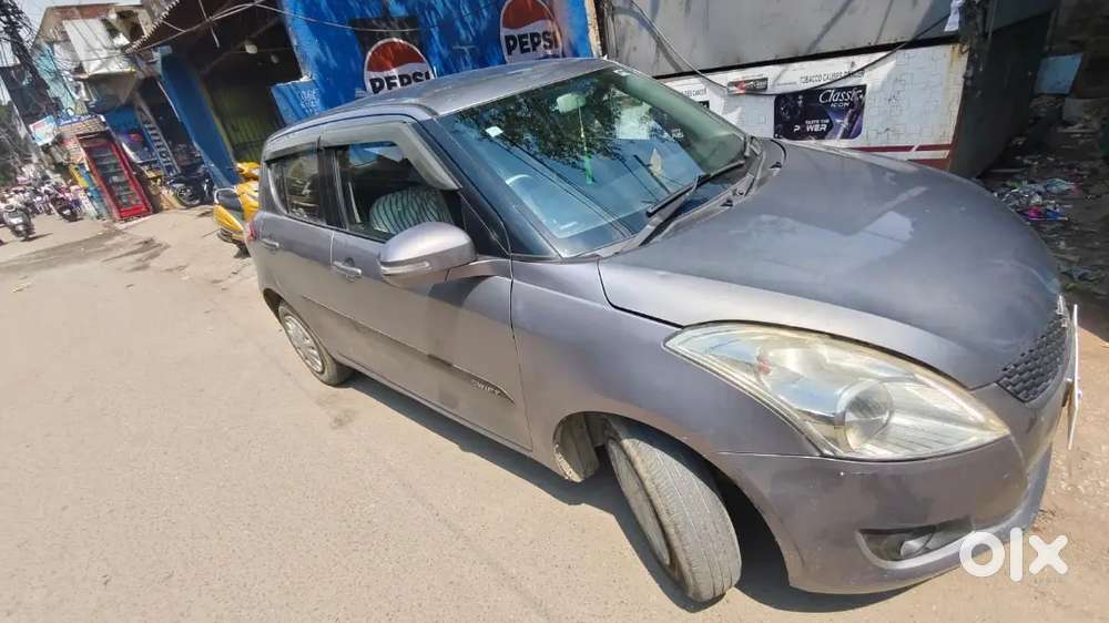 Maruti Suzuki Swift 2012 Petrol 73246 Km Driven