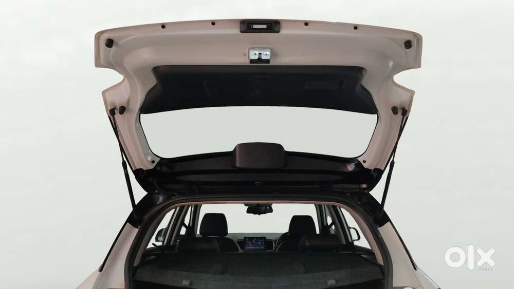 Hyundai Venue 1.0 Sx Plus Turbo Dct Dual Tone, 2020, Petrol