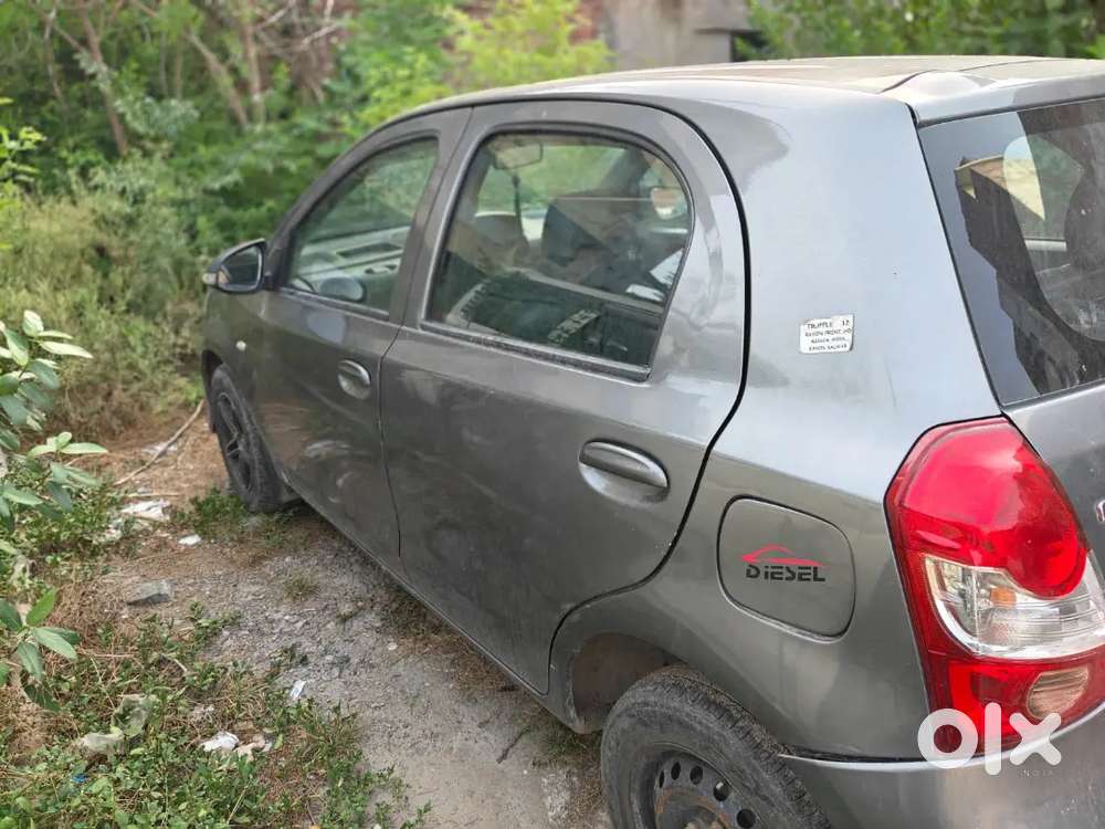 Toyota Etios डीज़ल मैनुअल 2013