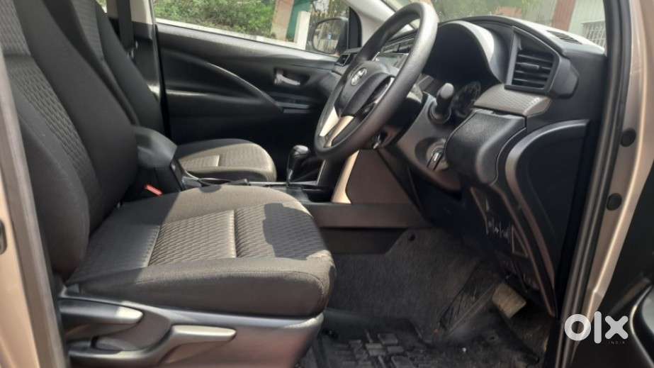 Toyota Innova Crysta 2.4 Gx Limited Edition At 7 Str, 2022, Diesel