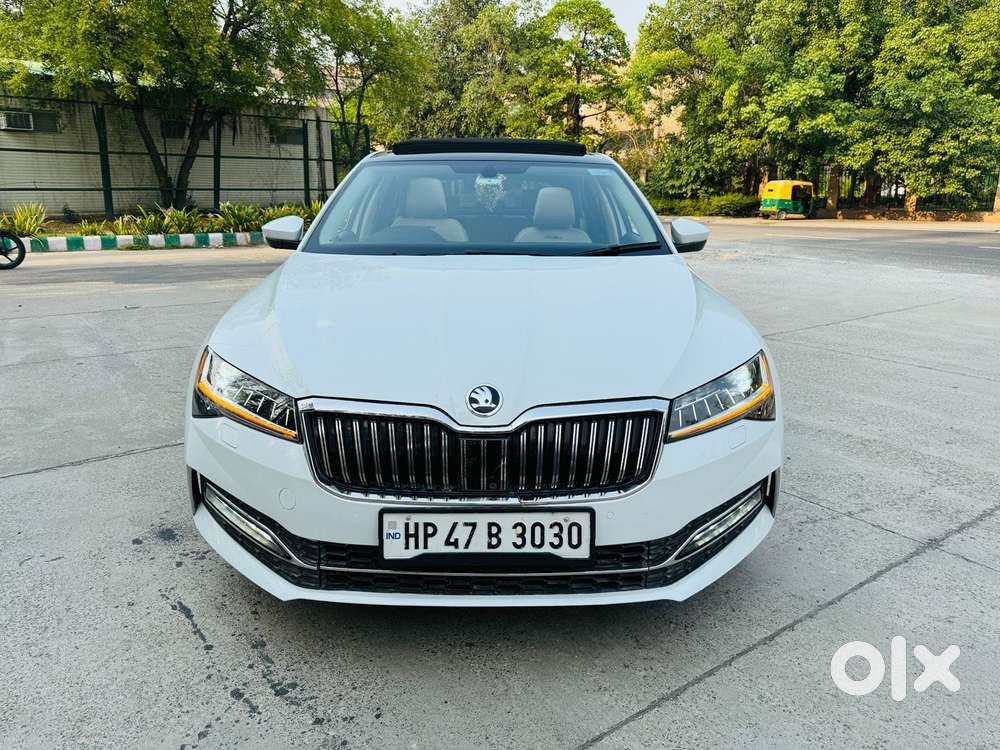 Skoda Superb 2.0 L&k Tsi At, 2022, Petrol
