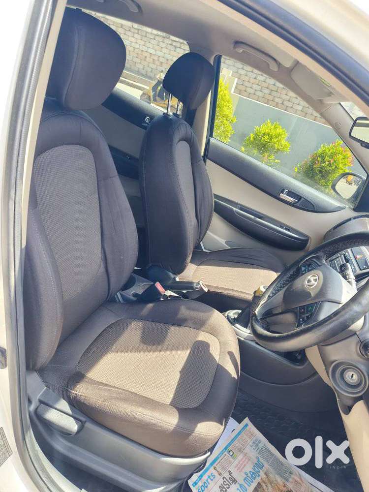 Hyundai I20 Diesel Sportz, 2012, Diesel