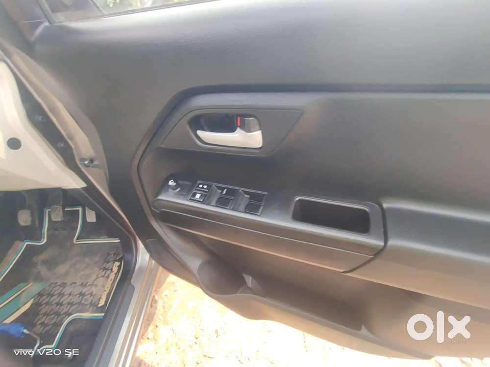 Maruti Suzuki Wagon R 1.0 Vxi, 2022, Petrol