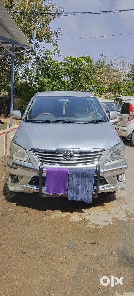 Toyota Innova 2.5 Diesel 2012