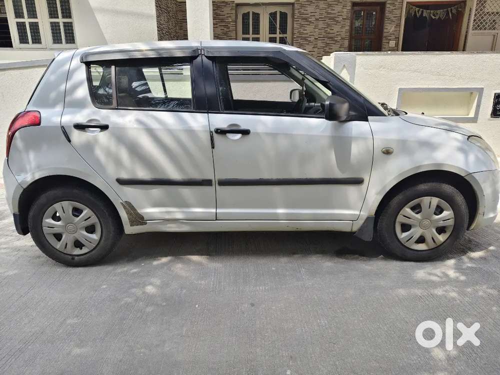 Swift 1.2 Vxi Petrol 2010