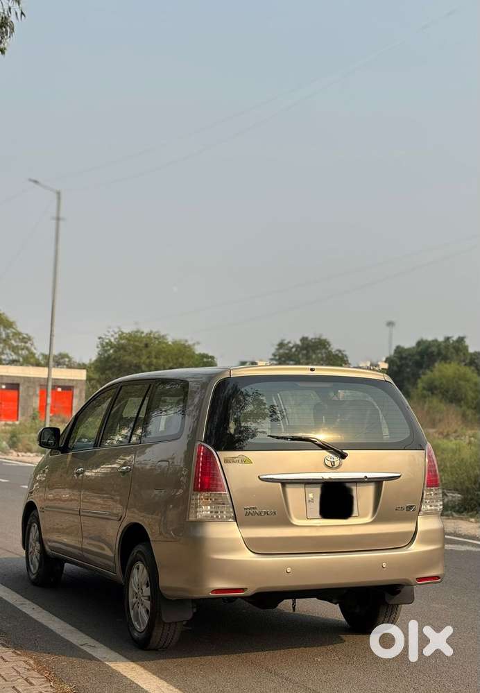 Toyota Innova 2.5 V 7 Str, 2012, Diesel