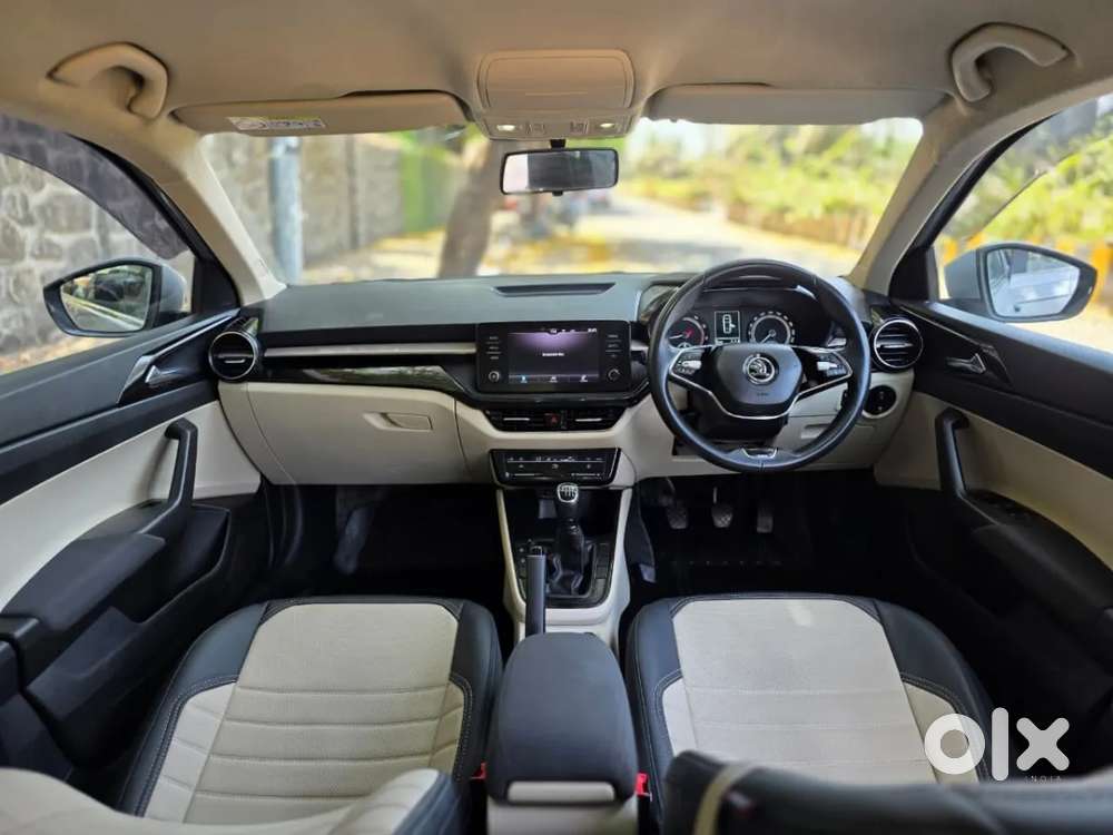 Skoda Slavia Ambition 1.0l Tsi Mt, 2023, Petrol