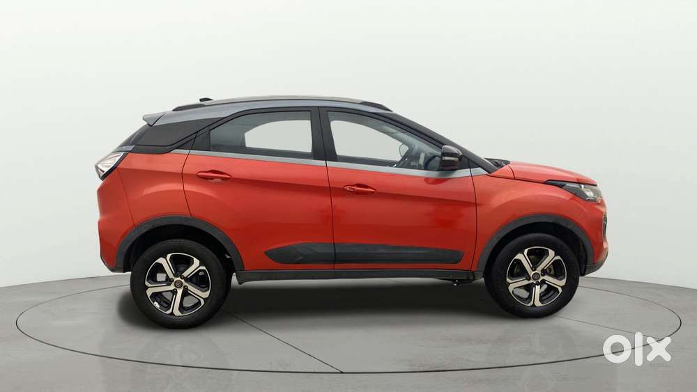 Tata Nexon 1.2 Revotron Xza Plus Premium, 2022, Petrol