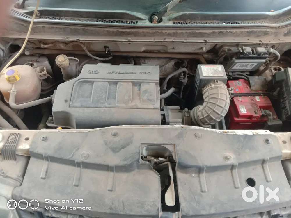 Mahindra Kuv 100 2017