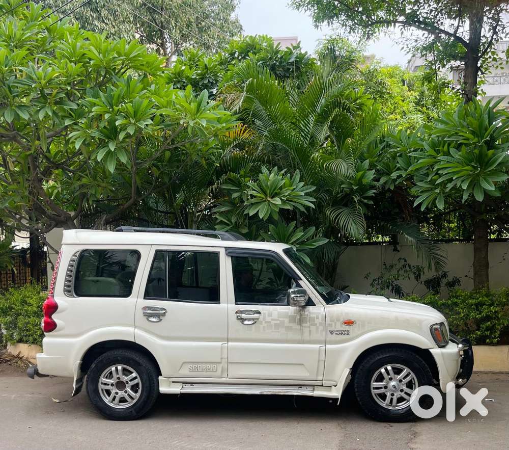 Mahindra Scorpio Vlx 2wd Airbag Bsiv, 2014, Diesel