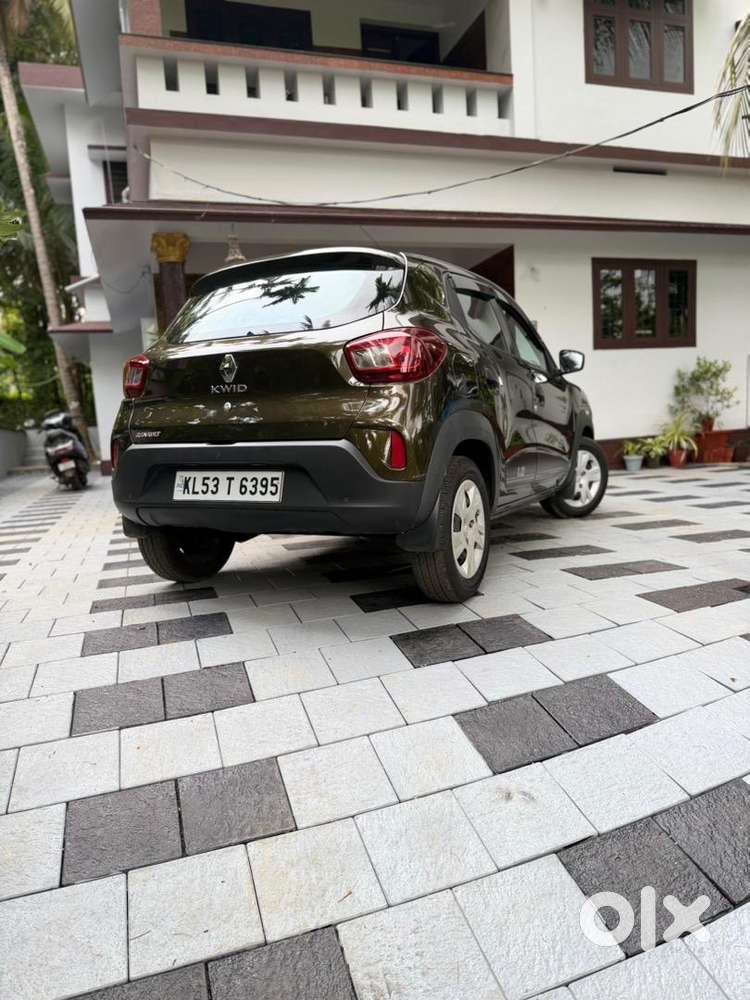 Single-owner Renault Kwid Rxt (2022)