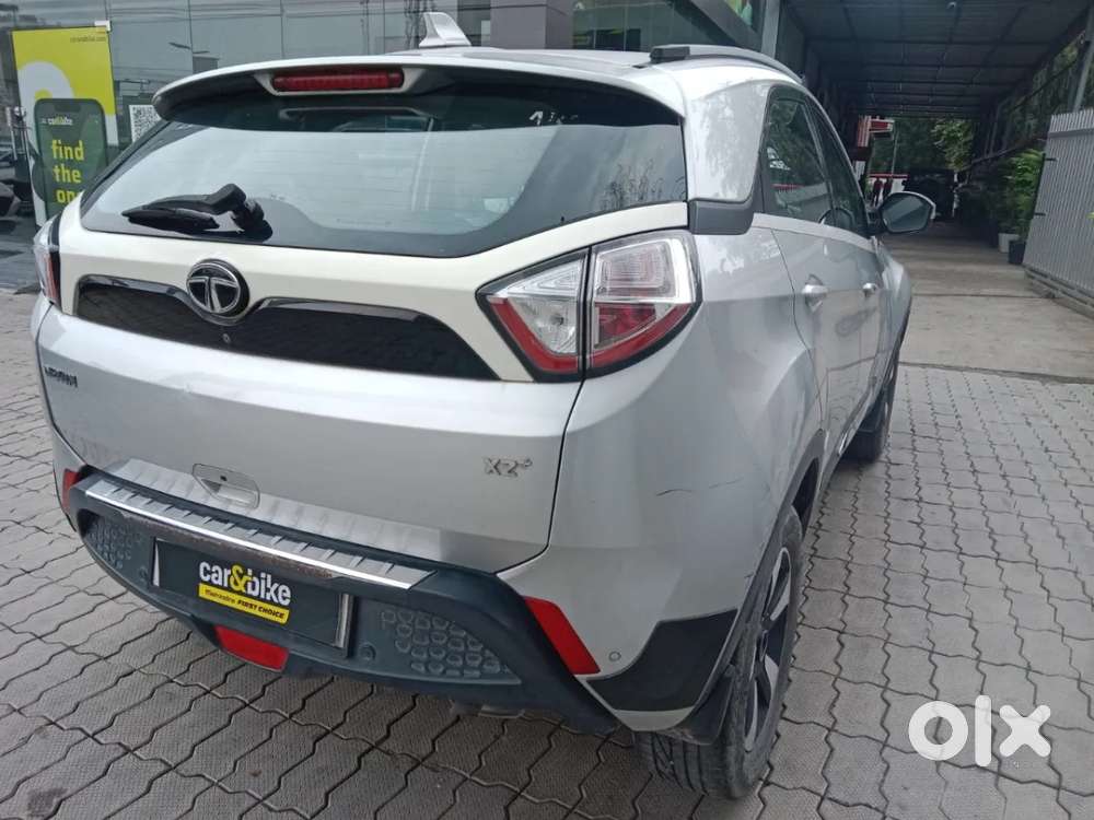 Tata Nexon 1.2 Revotron Xz Plus, 2018, Petrol