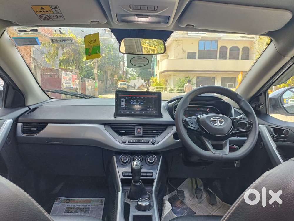 Tata Nexon 1.2 Revotron Xm (s), 2022, Cng & Hybrids