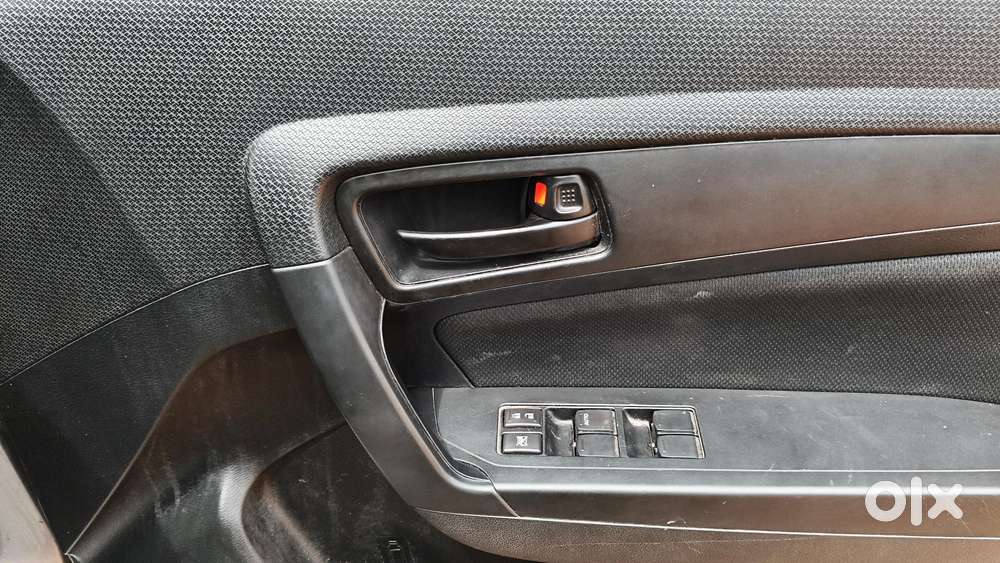 Maruti Suzuki Vitara Brezza 1.5 Vxi At, 2020, Petrol