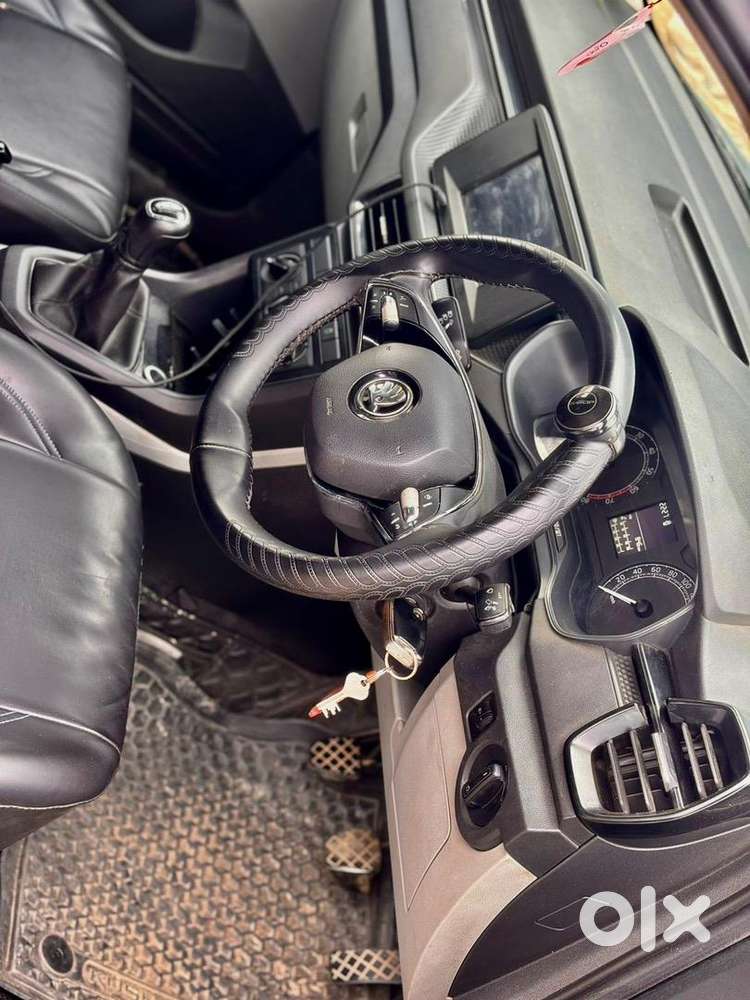 Skoda Kushaq 2022 Petrol 45000 Km Driven
