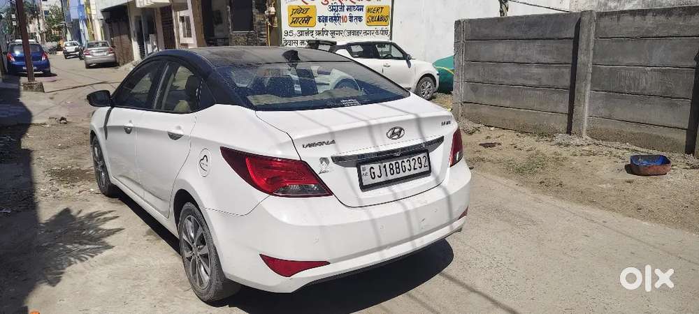 Hyundai Fluidic Verna 2017