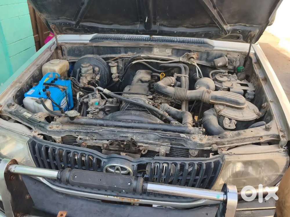 Toyota Qualis 2003 Diesel Good Condition Urgent Sale
