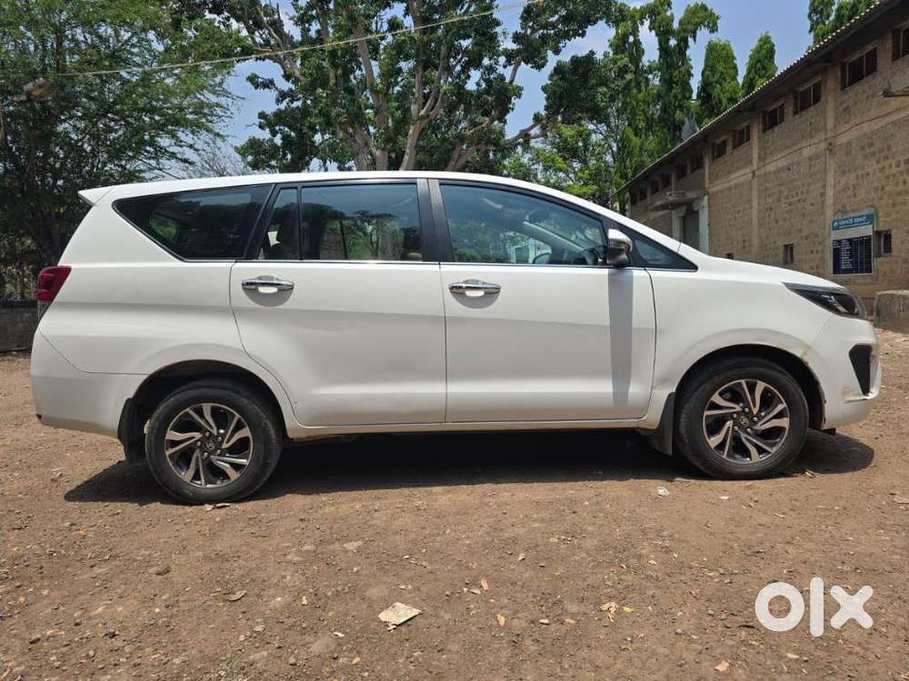 Toyota Innova Crysta 2.4 V 7 Str, 2022, Diesel