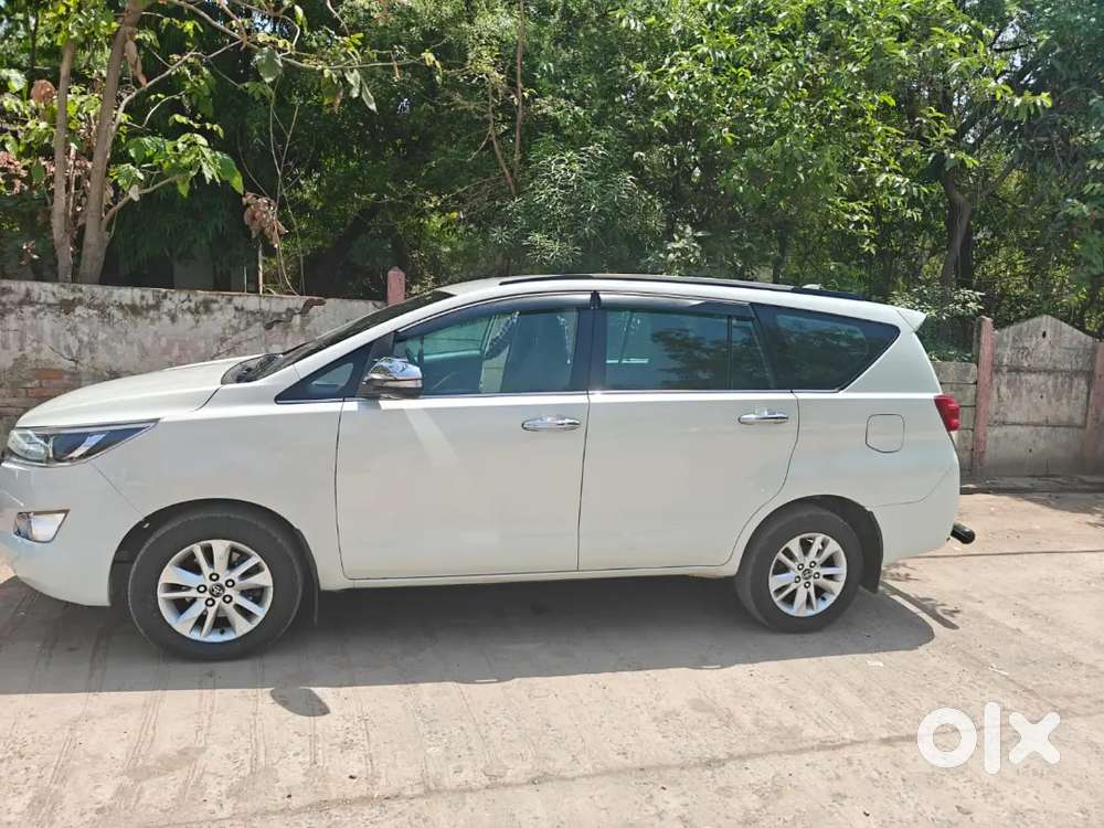 Toyota Innova 2017