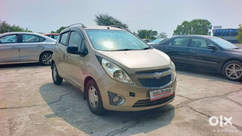 Chevrolet Beat, 2010, Petrol
