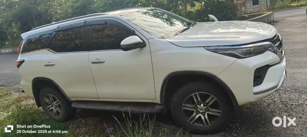 Single Owner Nd Showroom Maintance