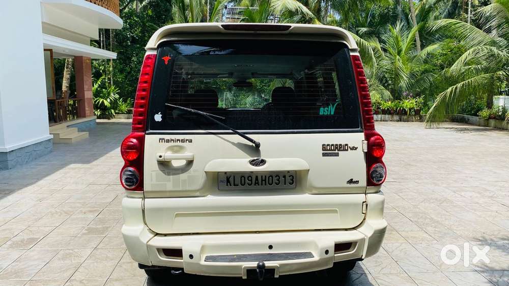 Mahindra Scorpio Diesel Automatic 2014