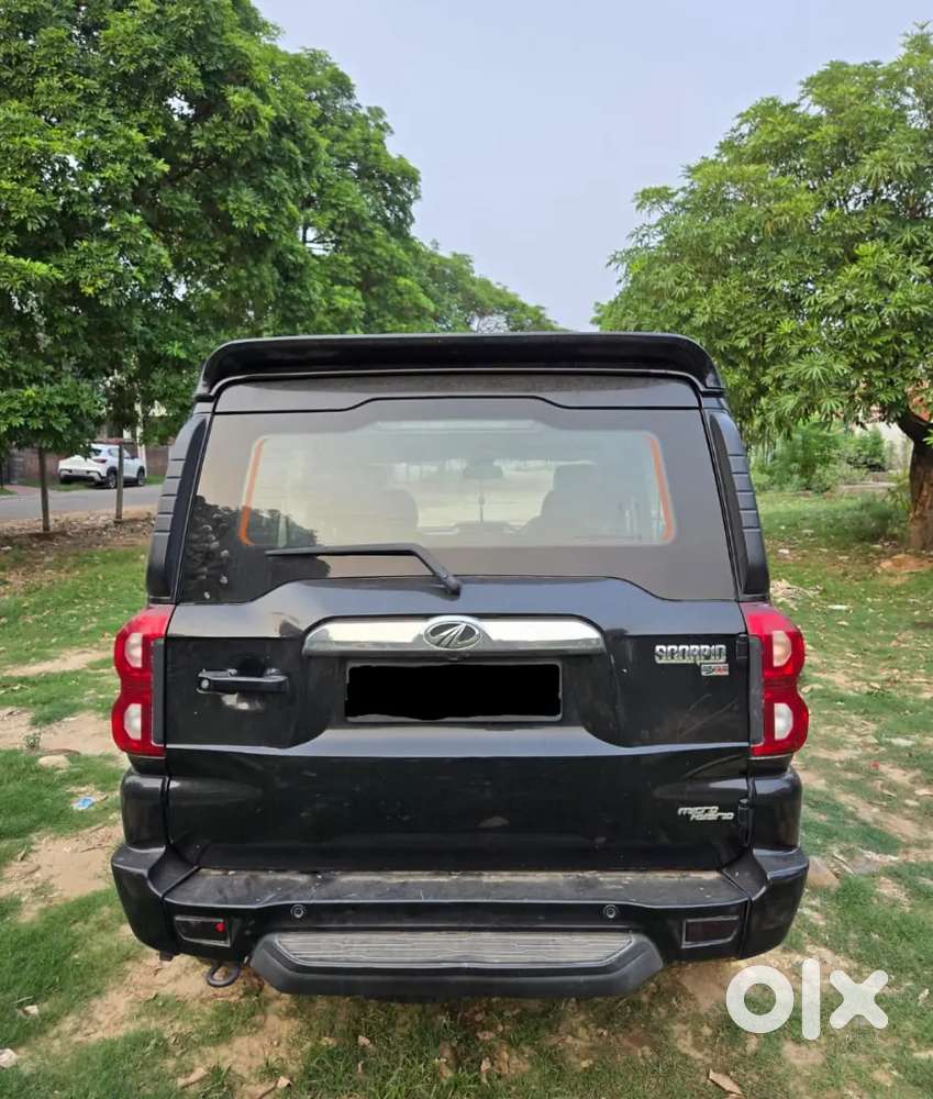 Mahindra Scorpio S11 2022