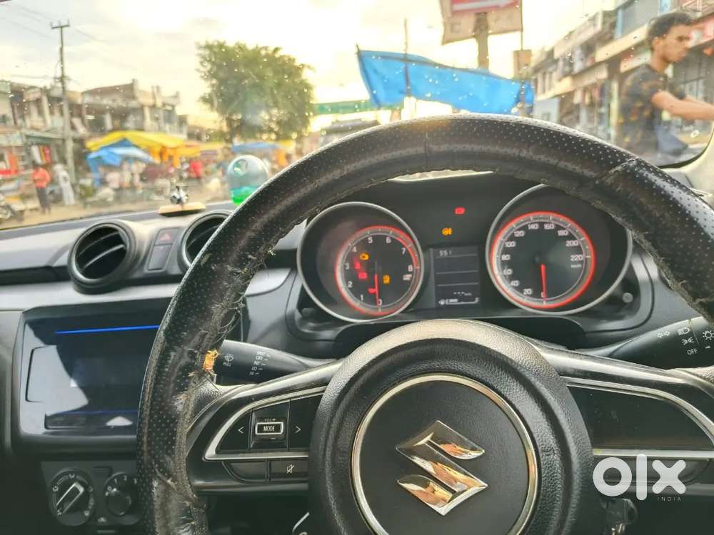 Maruti Suzuki Swift 2022 Petrol 33000 Km Driven