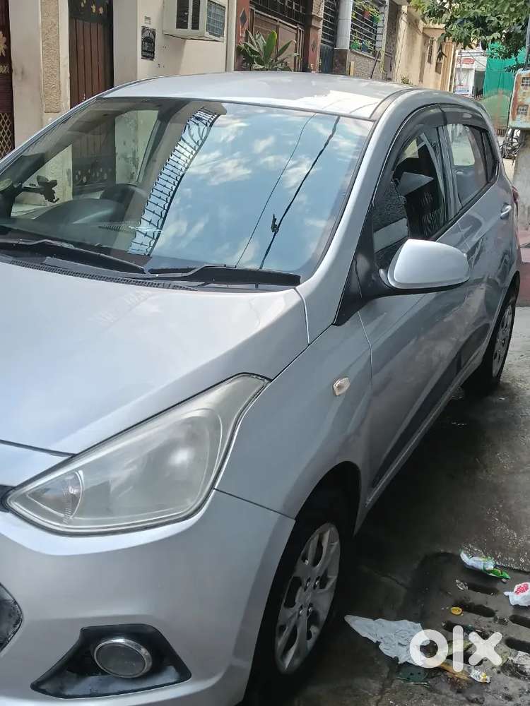 Hyundai Grand I10 2014 Variant Urgent Sell