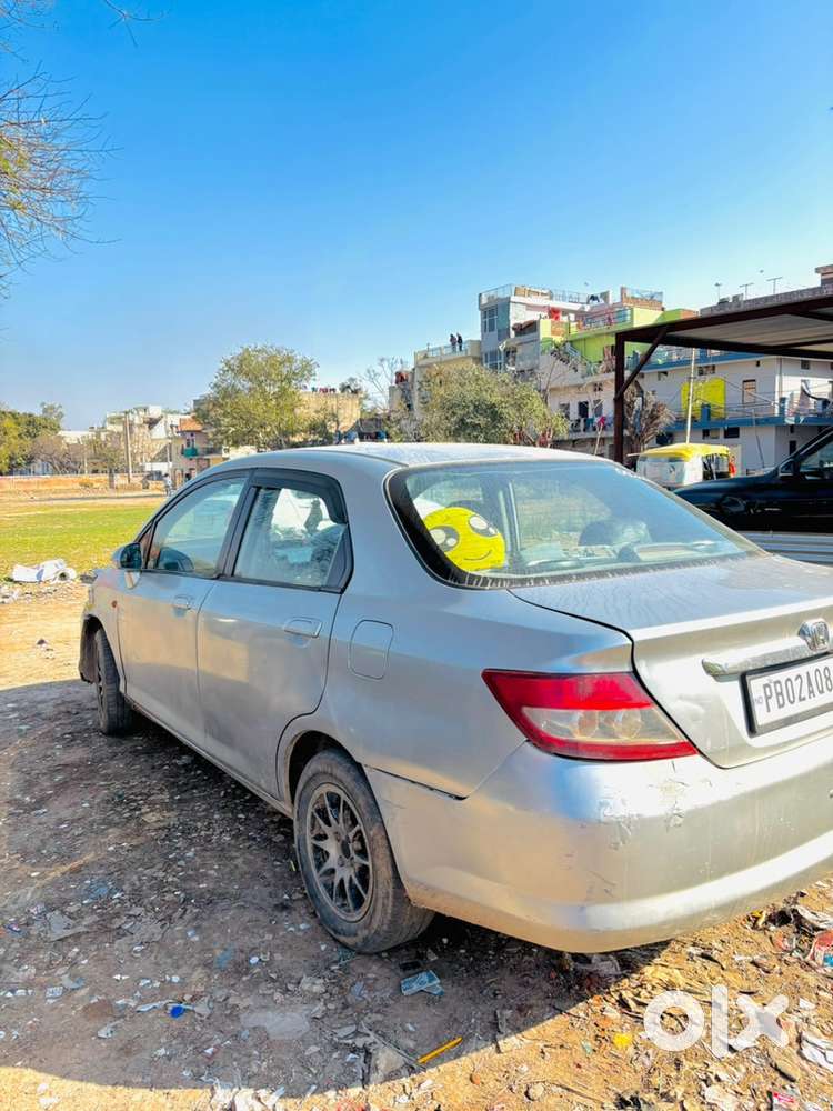 Honda City 2005 Model Koi Problem Near Nahi Hai Gaadi Mein