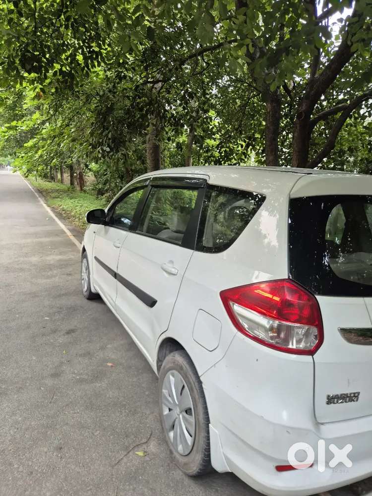 Maruti Suzuki Ertiga Vxi 2016 Petrol Manual