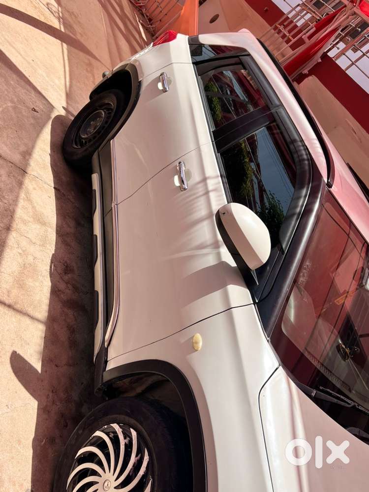 Maruti Suzuki Brezza 2017 Diesel Well Maintained