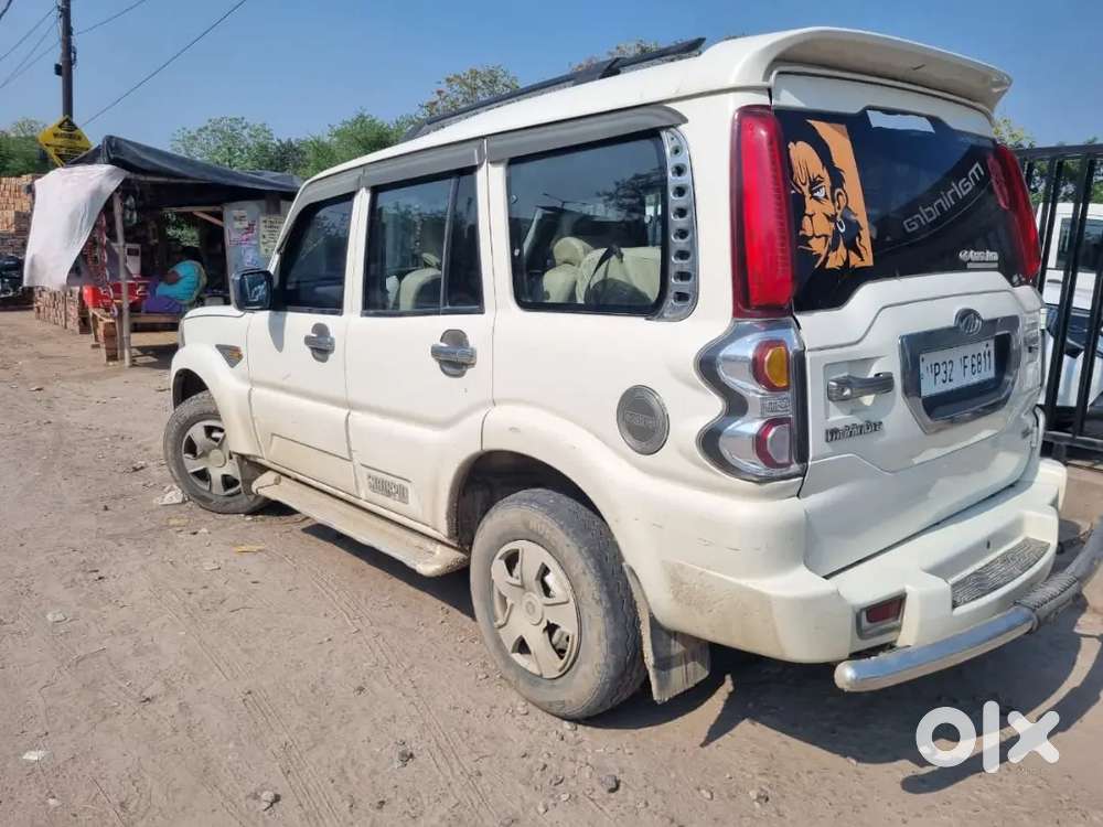 Mahindra Scorpio 2017 Diesel 107000 Km Driven