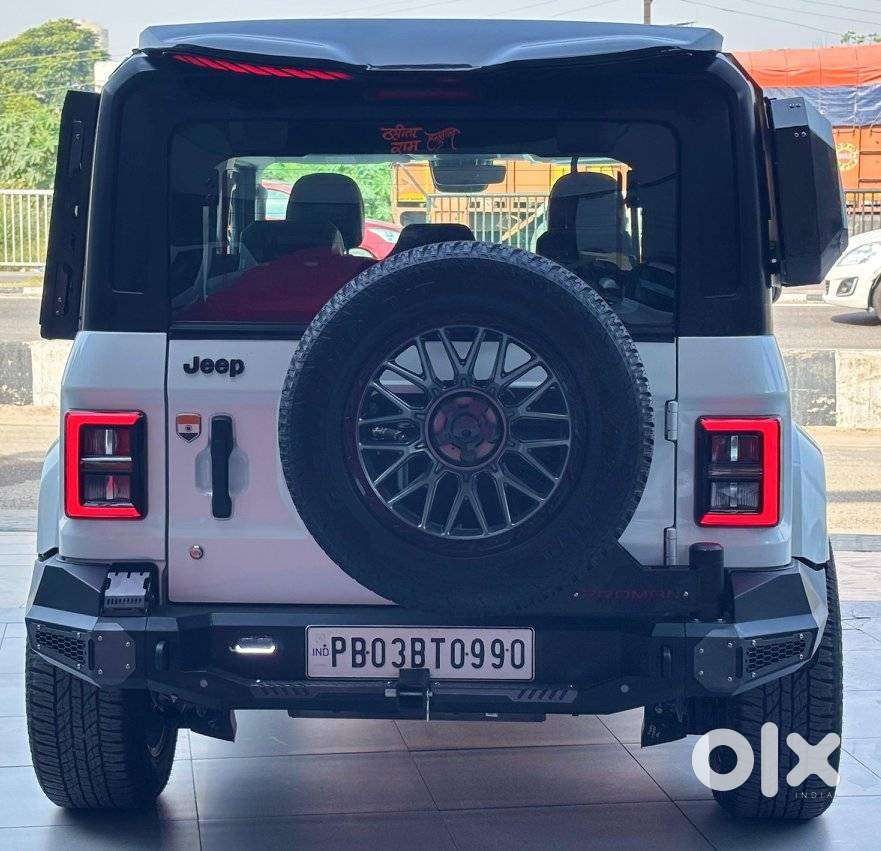 Mahindra Thar Roxx, 2026, Petrol