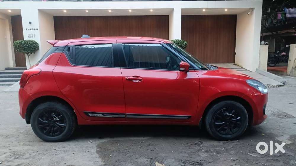 Maruti Suzuki Swift Vxi Ags, 2021, Petrol